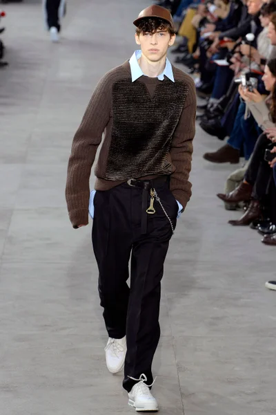 Look 20